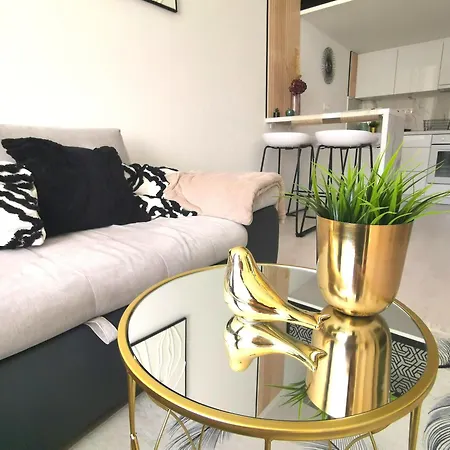 Apartment Goldie *
