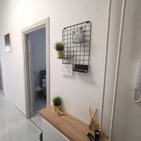 Apartment Goldie